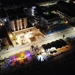 Hotel Caravel