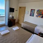 Caravel Hotel Marotta