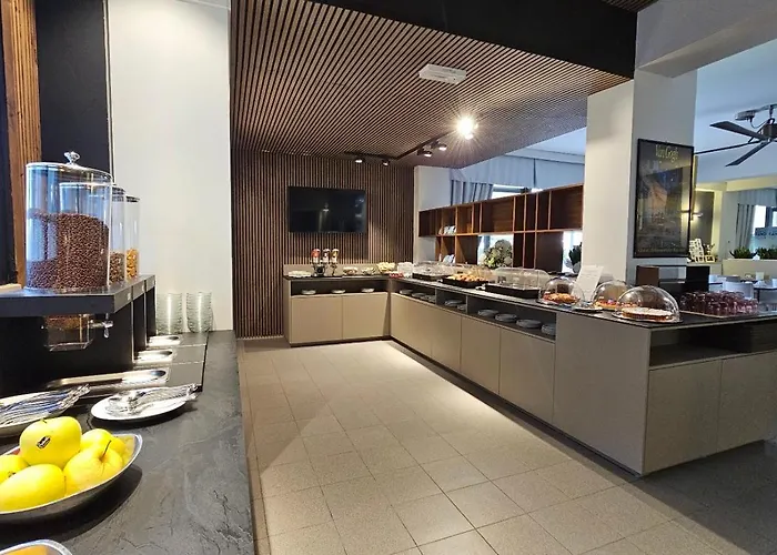 Hotel Caravel Marotta